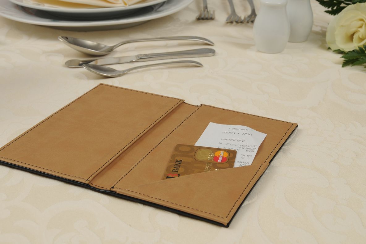 Bacşişul va apărea pe nota de plată de la 1 mai