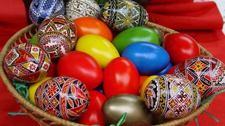 Ce le urează politicienii românilor de Paște 