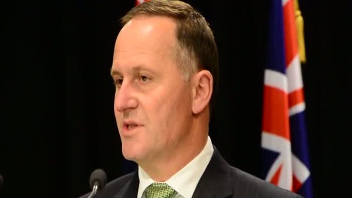 O chelneriţă a fost trasă de păr chiar de premierul din Noua Zeelandă 