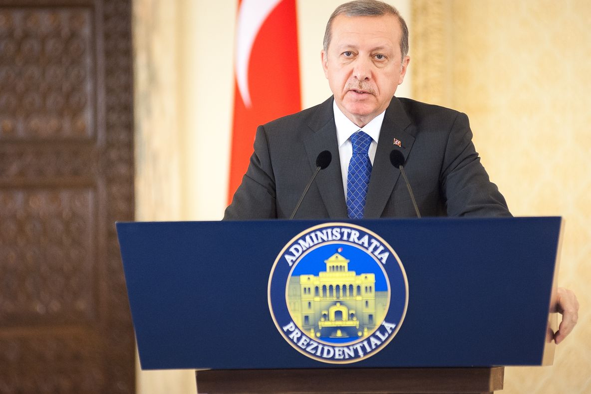 Erdogan: Vizele pentru cetățenii turci împiedică dezvoltarea relațiilor turistice cu România 