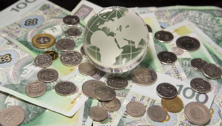 Consumatorii ruși, grav afectați de sancțiunile economice. Cum a scăzut puterea de consum 