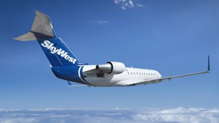 Clipe de groază în avion: pasageri leşinati, cădere de 9 km în trei minute