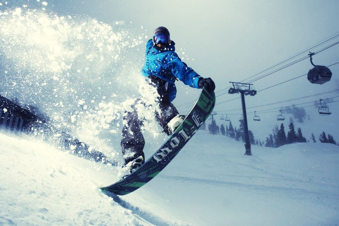 Un snowboard cu reacție îți oferă cele mai tari senzații VIDEO