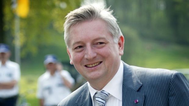 Un fost ministru s-a sinucis, după ce a aflat că va fi anchetat pentru viol 