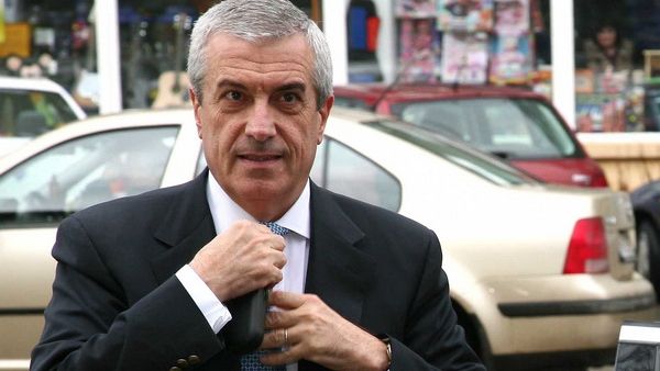 Ce fac politicienii români de Paștele catolic