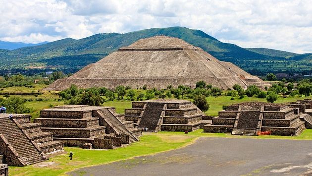 Arheologii au făcut o descoperire fără precedent în oraşul aztec Teotihuacan, "reşedinţa zeilor"