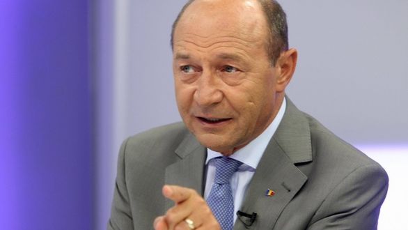 Traian Băsescu: Am cerut să nu mai existe ofiţeri acoperiţi în rândul magistraţilor 
