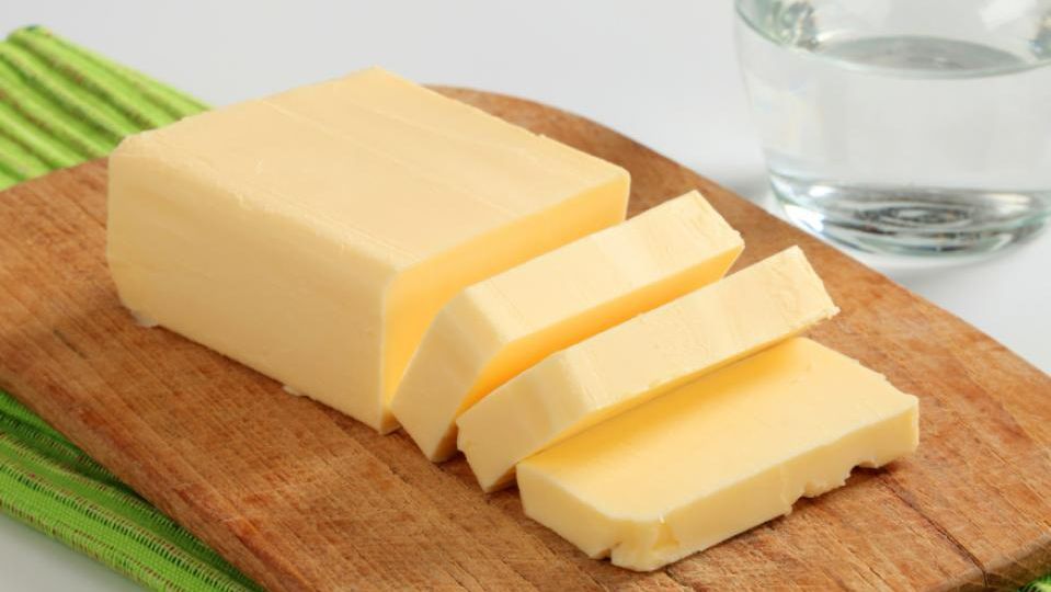 14 utilizări suprinzătoare ale untului în gospodărie
