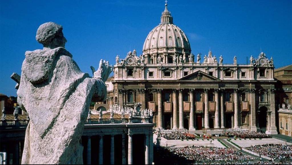 Lobby surprinzător făcut de un înalt oficial al Vaticanului. Acesta pledează ca preoţilor li se permită să se căsătorească