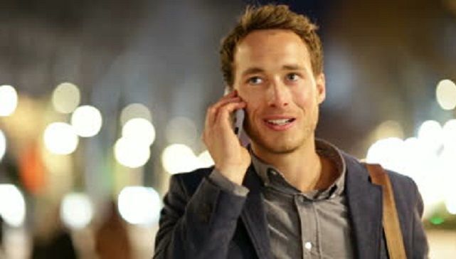 Aplicația care îi sărăcește pe operatori! O ai în telefon și e mai bună decât crezi