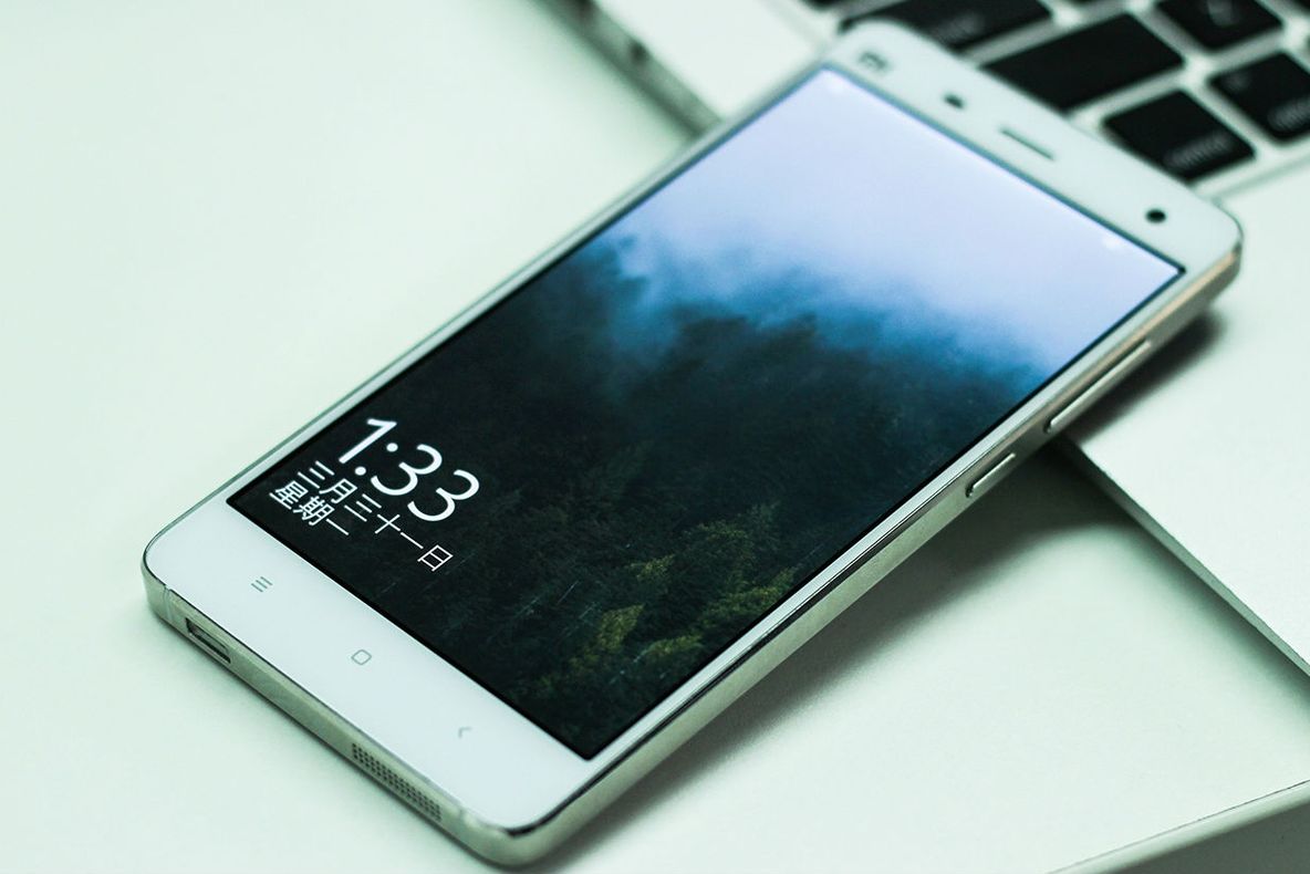 Acești chinezi ar putea spulbera Apple! În 5 ani s-au transformat într-o companie gigant!