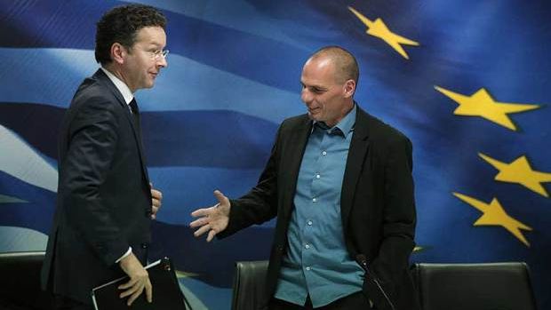 Miniştrii europeni de Finanţe fug de grecul Varoufakis ca de tămâie. "Toţi mă urăsc"