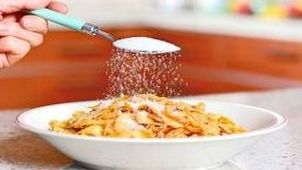 De ce mâncăm junk food pe fond de stres