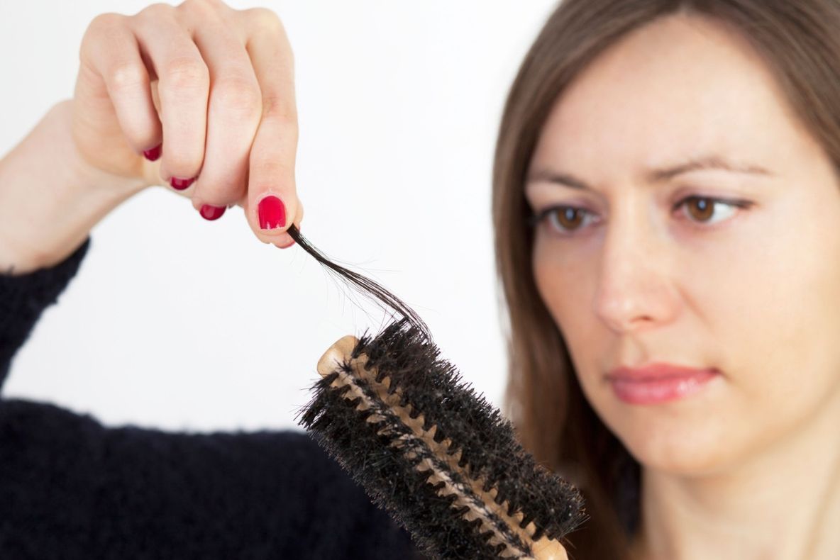 Îţi cade părul? Iată ingredientul din bucătărie cu care să te tratezi