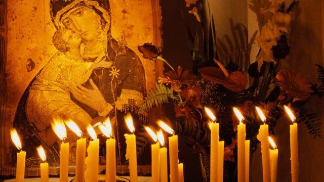 S-a aruncat de la geam. Ce au decis apoi patronii