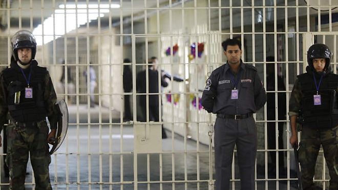 Au încercat să evadeze din închisoare şi s-a produs un adevărat măcel