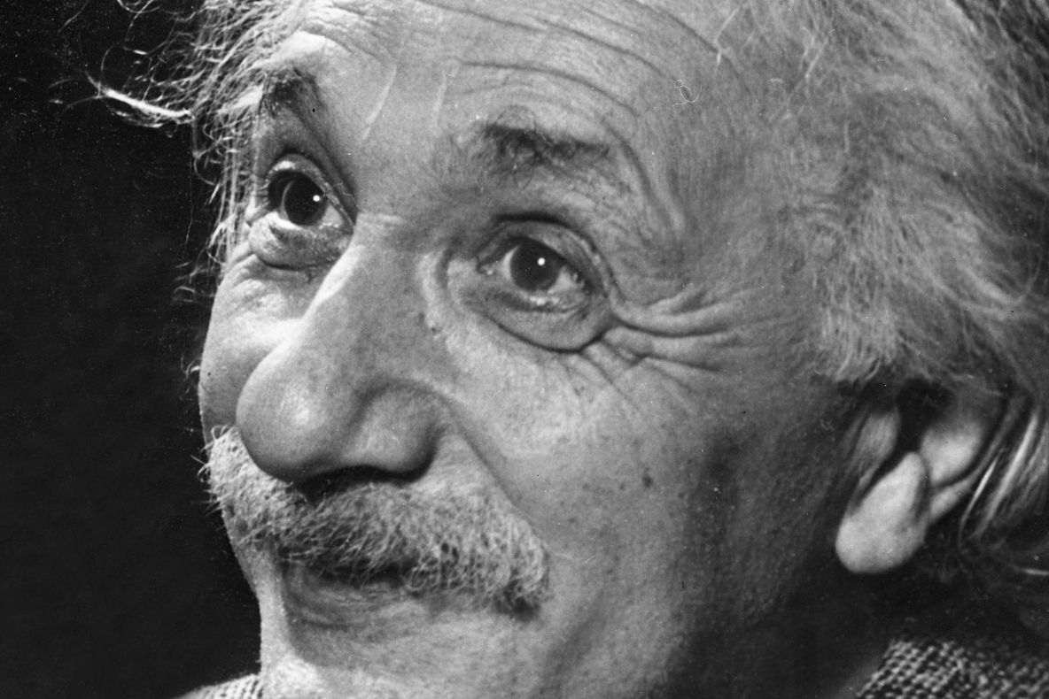 Ghicitoarea scrisă de Einstein când era copil. Se spune că doar 2% dintre oameni o pot rezolva