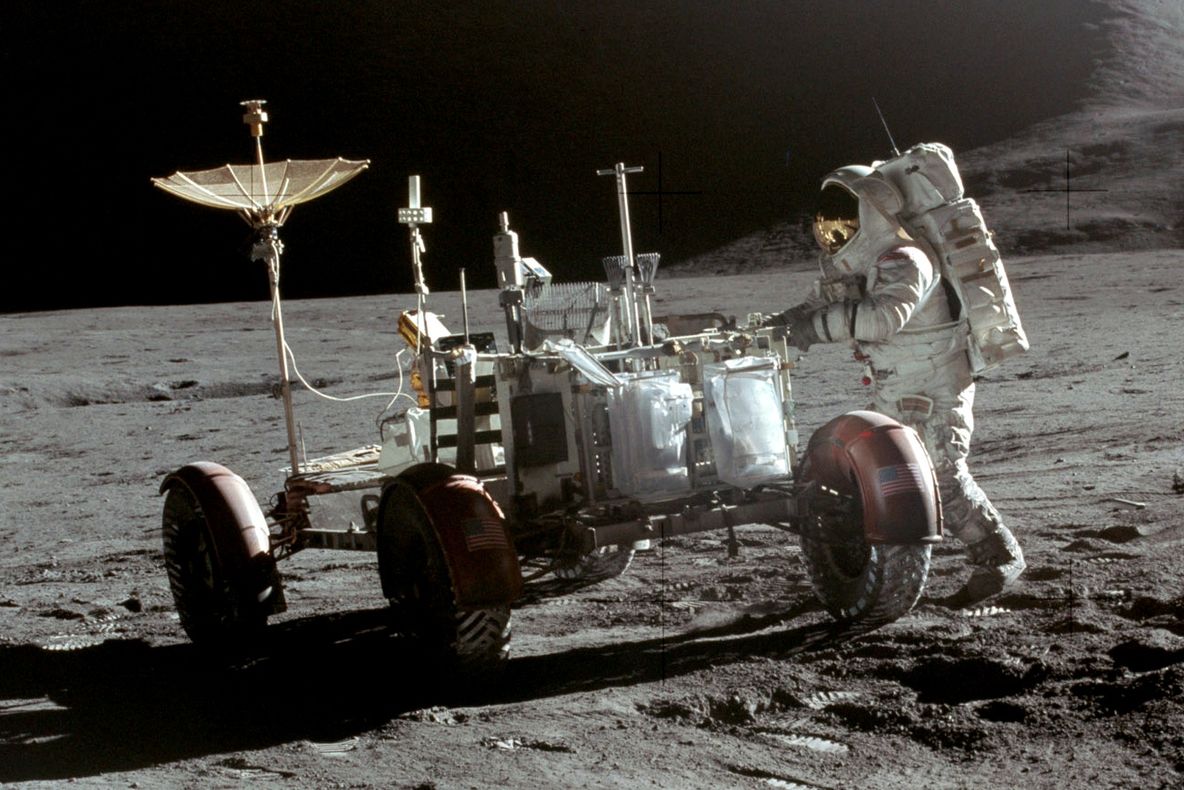 Adevărul pe care americanii nu vor să-l recunoască! Cum ne-a ajutat Hitler să ajungem pe Lună!