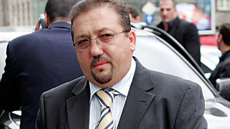 Omul de afaceri Florian Walter, dat în urmărire internaţională