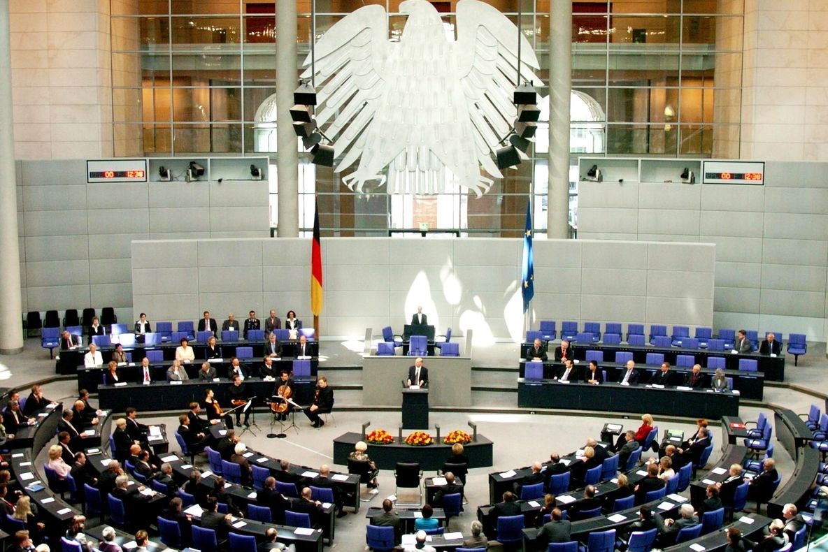 Alertă în Germania: Parlamentul a fost ținta unui atac cibernetic 