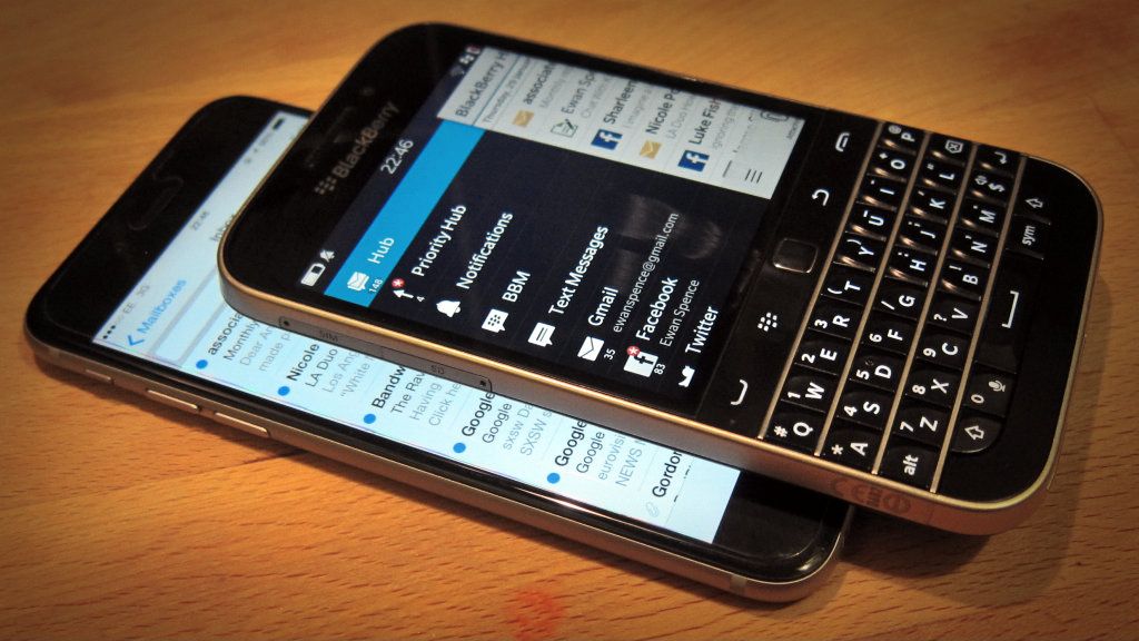 Și-au luat-o în cap și Apple le-a dat în cap! Cum a ajuns Blackberry un dezastru