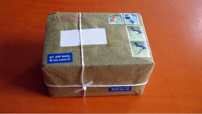 Surpriza unui bărbat din Baia Mare care a comandat online instrumente de pescuit. Ce era în colet