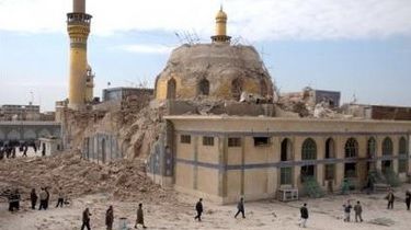 Explozie puternică la o moschee din Arabia Saudită: cel puţin 30 de morţi 