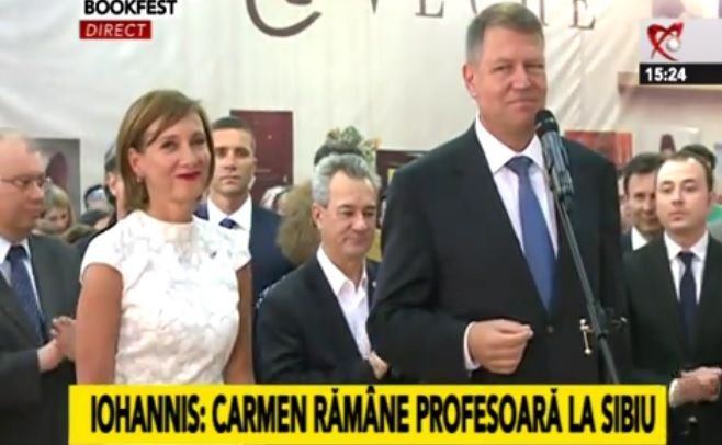 Klaus Iohannis, dezvăluiri despre soţia sa: "Carmen rămâne profesoară la Sibiu"