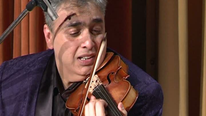 Violonistul Florin Niculescu, decorat Cavaler în Arte și Litere