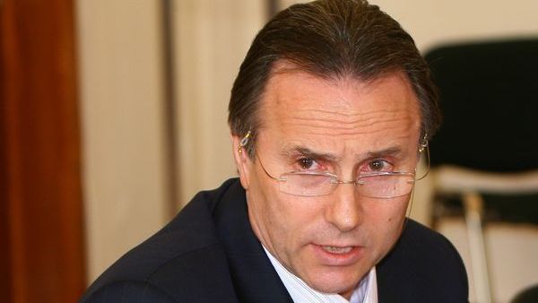 Plasat în arest la domiciliu, Gheorghe Nechita îşi exercită funcţia de primar 