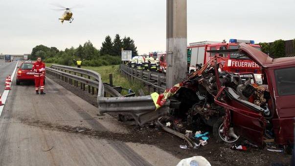 Microbuz cu români, implicat într-un accident mortal în Austria