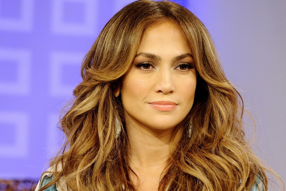 Secretul tinereții lui Jennifer Lopez. Cum să arăţi cu 20 de ani mai tânără?