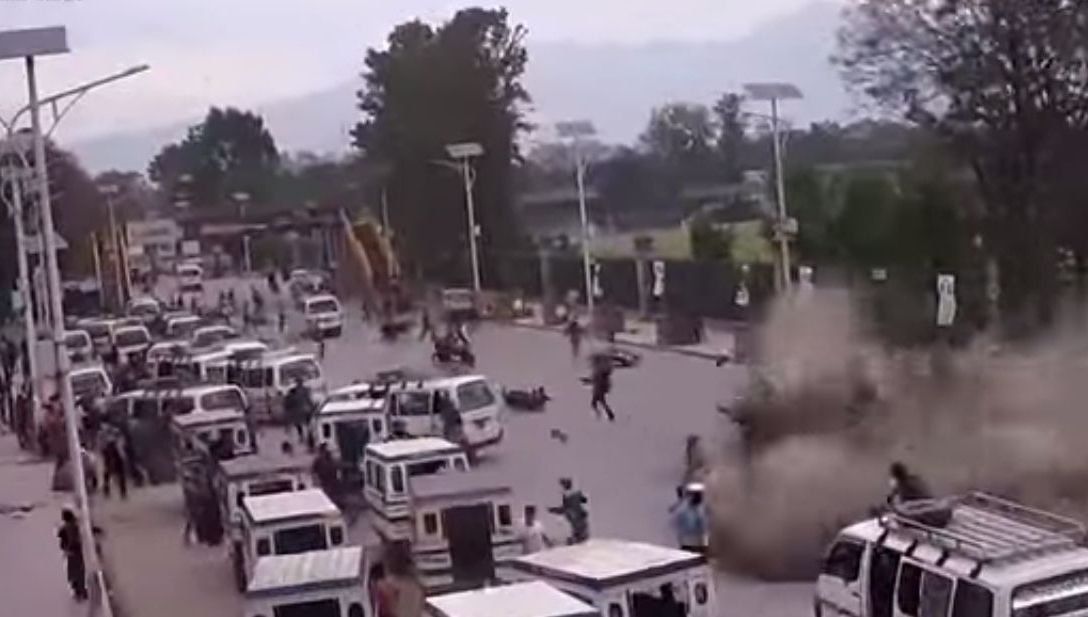 Un nou video șocant surprins în momentul cutremurului din Nepal