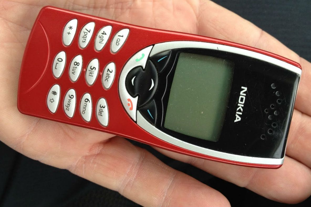 Telefonul Nokia care costă o avere, dar nu pentru ce crezi tu! Iată ce-l face special!