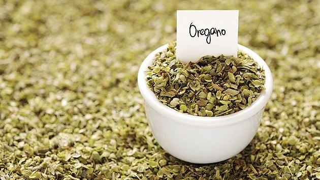  De ce trebuie să pună femeile oregano în colțurile bucătăriei. Trucul extrem de util! 