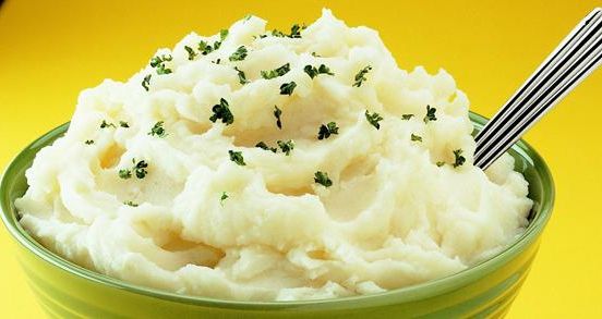Opt paşi simpli pentru un piure de cartofi perfect