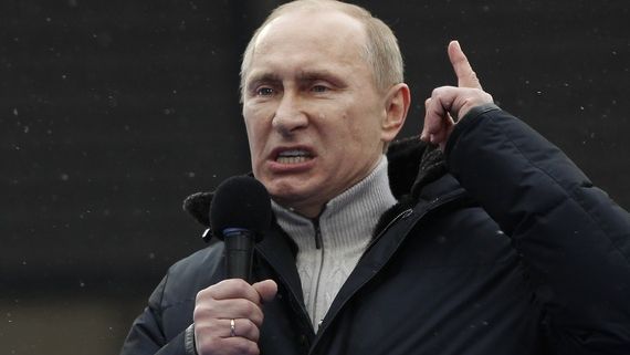 Imagini inedite cu Vladimir Putin și premierul Medvedev! În ce ipostaze au fost fotografiați