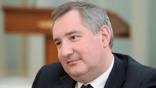 Rogozin îngrozește Occidentul: Tancurile rusești nu au nevoie de viză pentru a intra în Europa 