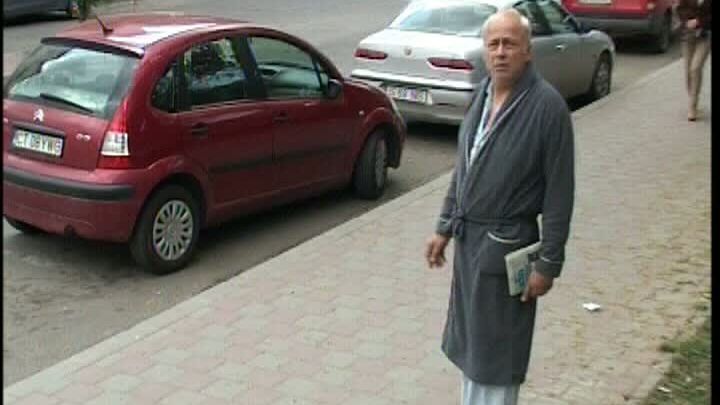 Ce a descoperit pacientul unui spital din Iaşi, după o operaţie la rinichi. A vrut să plece, dar...