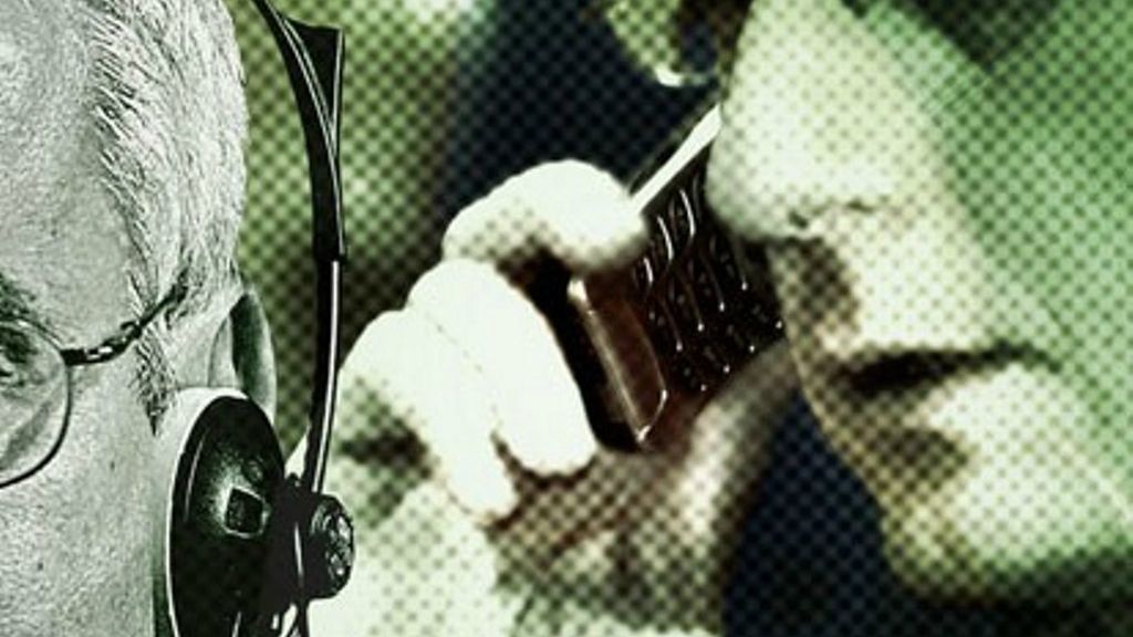 Serviciile secrete te pot urmări prin intermediul bateriei din telefon! Cum este posibil acest lucru