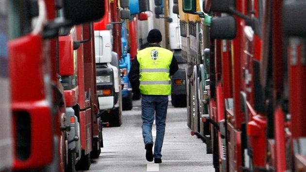 Coadă de peste zece kilometri la vama Giurgiu-Ruse