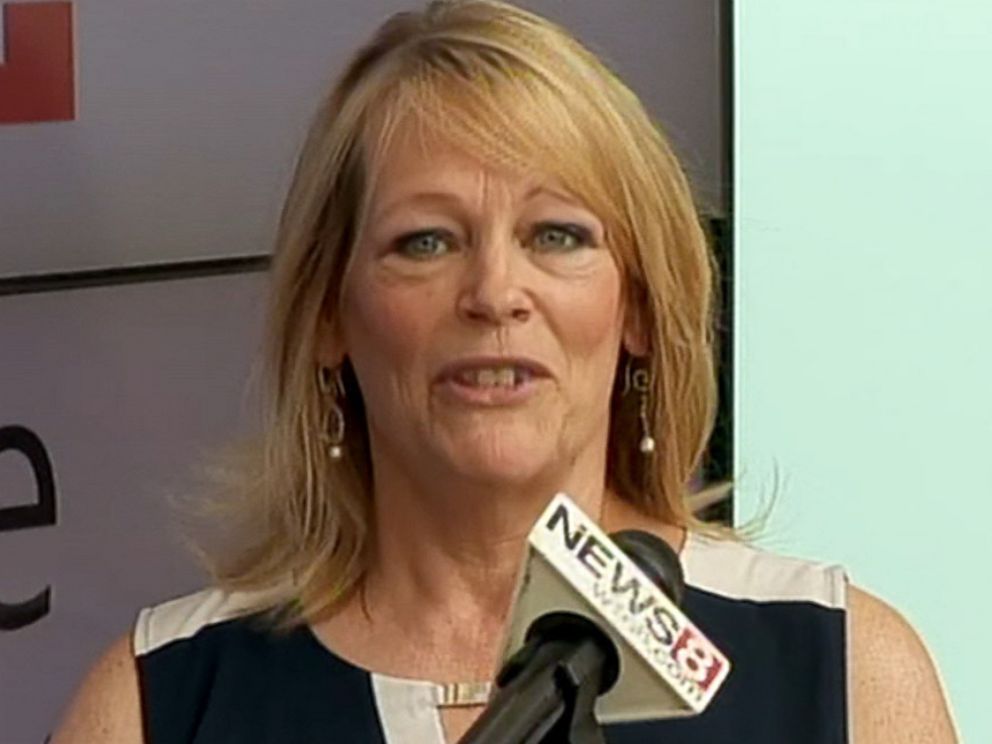 S-a dus la spital cu dureri de stomac după ce a fost la un grătar. Surpriza medicilor, la operaţie