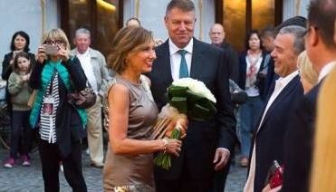 Carmen Iohannis, apariţie de senzaţie la Festivalul de Teatru de la Sibiu