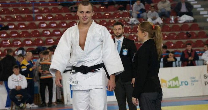 Cozmin Guşă se mândreşte cu fiul său. Andrei împlineşte 18 ani: ce cadou îl aşteaptă la majorat