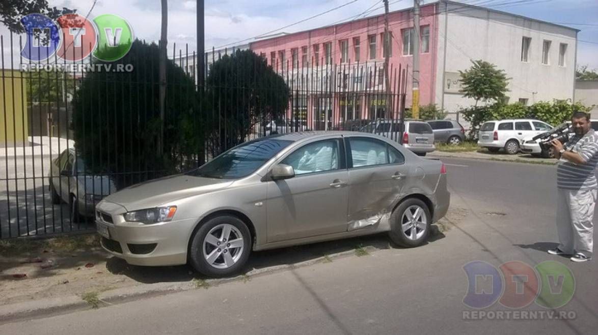 Actriţă de la Serviciul Român de Comedie, rănită într-un accident rutier, la Constanţa