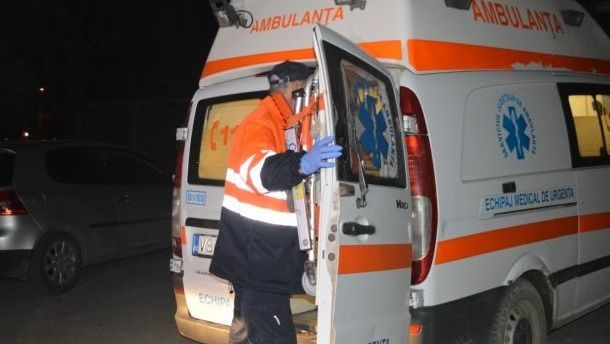 Accident grav în Braşov: Un bebeluş a murit şi 3 persoane sunt rănite