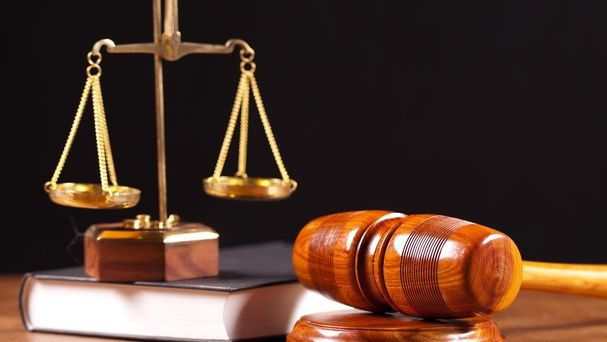 Amendamente controversate depuse la Legea avocaților. Aleșii vor imunitate extinsă 