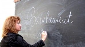 Subiecte BACALAUREAT 2015. Elevii de clasa a XII-a susţin proba la Limba şi Literatura Română
