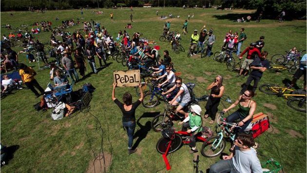 Să ascultăm muzică pe biciclete, astăzi, la „Bicycle Music Festival”, în Parcul Carol din București