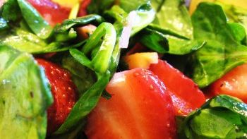 10 alimente sub 10 calorii